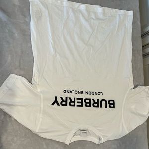 Burberry T-shirt